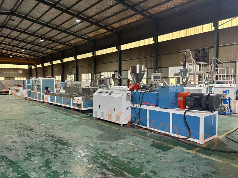 يقود طارد الحوض البلاستيكي لآلات البلاستيك PVC الاتجاه الجديد لإنتاج المنشأة الزراعية