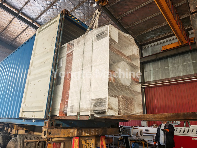 يتم شحن معدات إعادة تدوير البلاستيك Yongte إلى عملاء أفريقيا