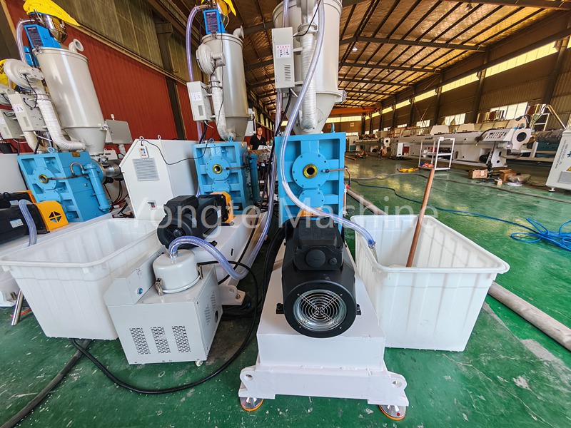 Servo driven system of Yongte extruder machine
