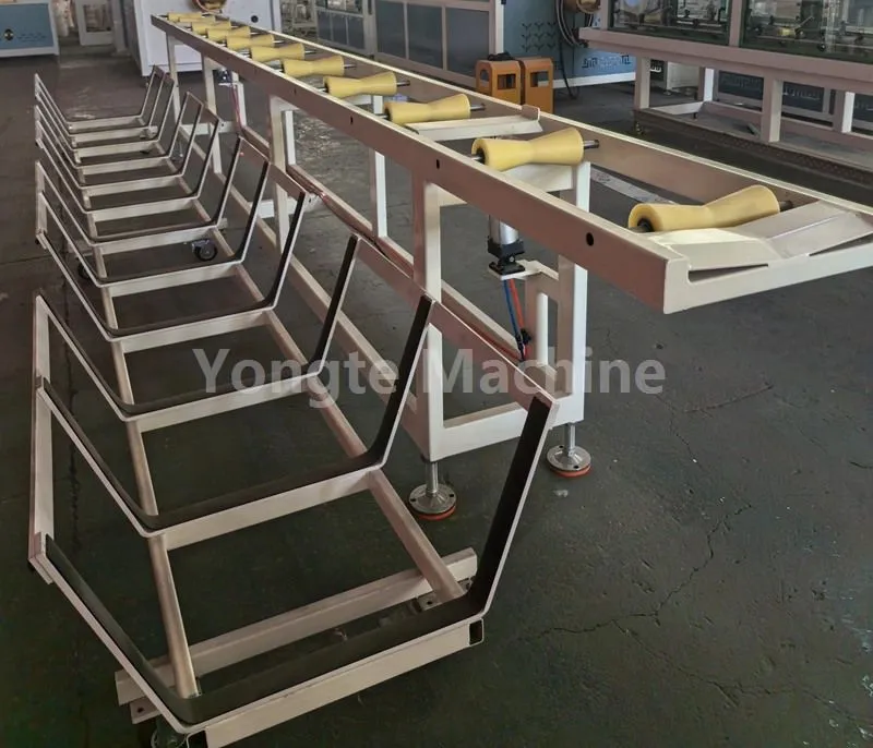 PE pipe stacker